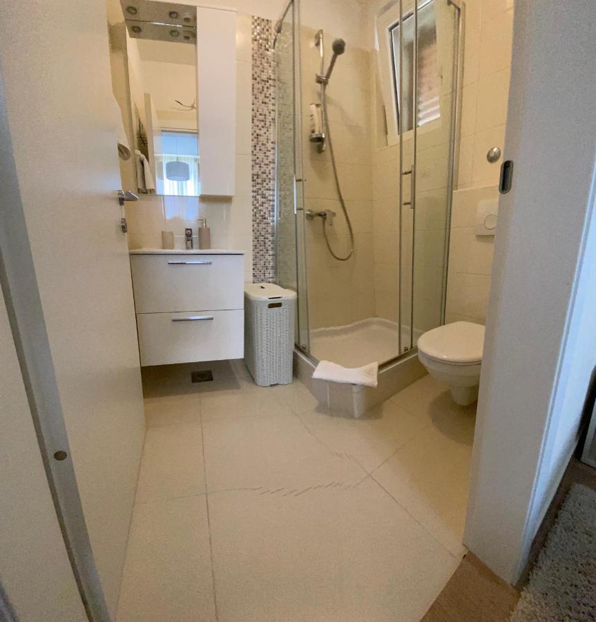 מליני Villa Pergola -Apartment Roko מראה חיצוני תמונה